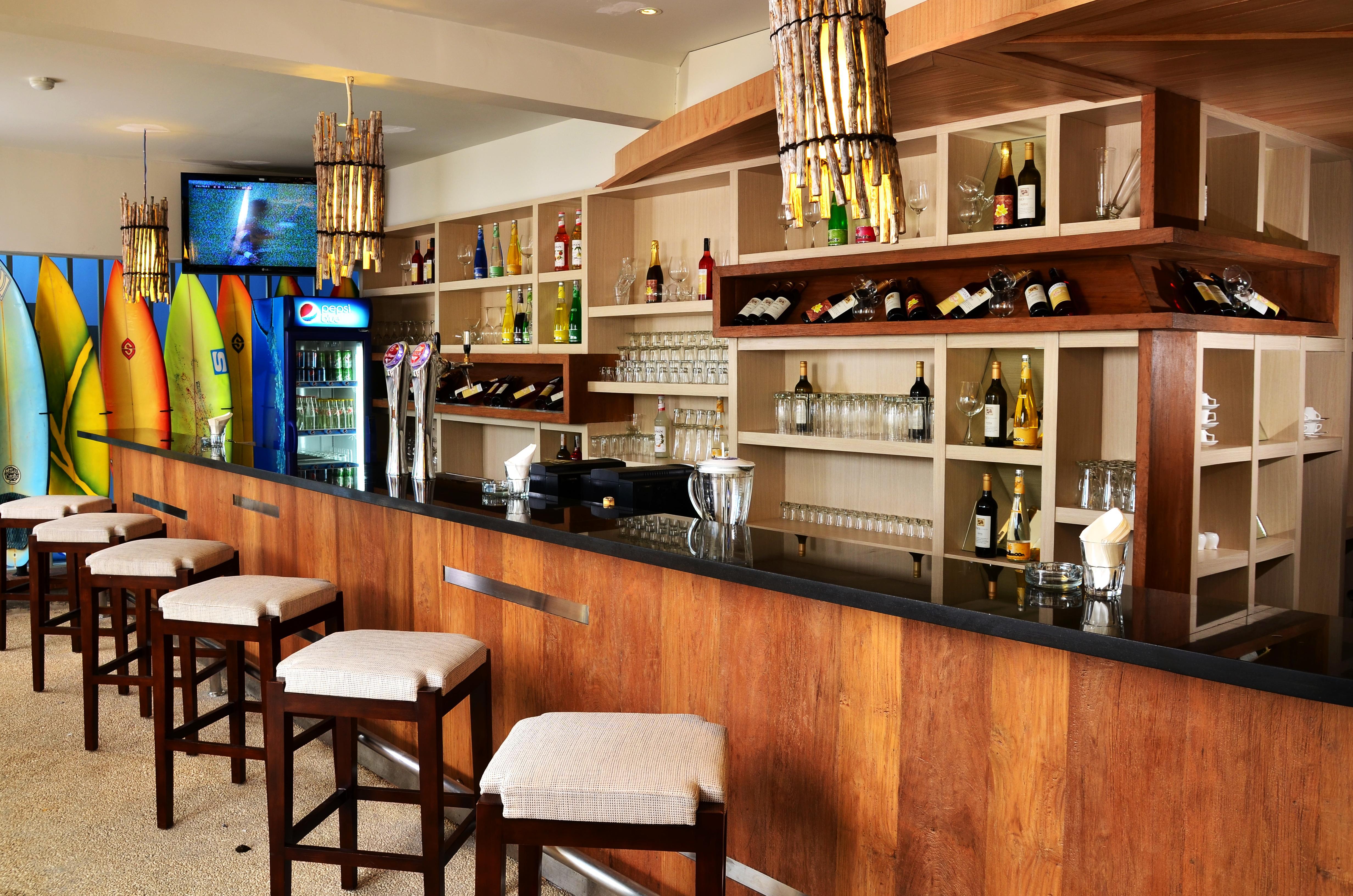 Bliss Surfer Hotel By Tritama Hospitality Legian Exterior foto